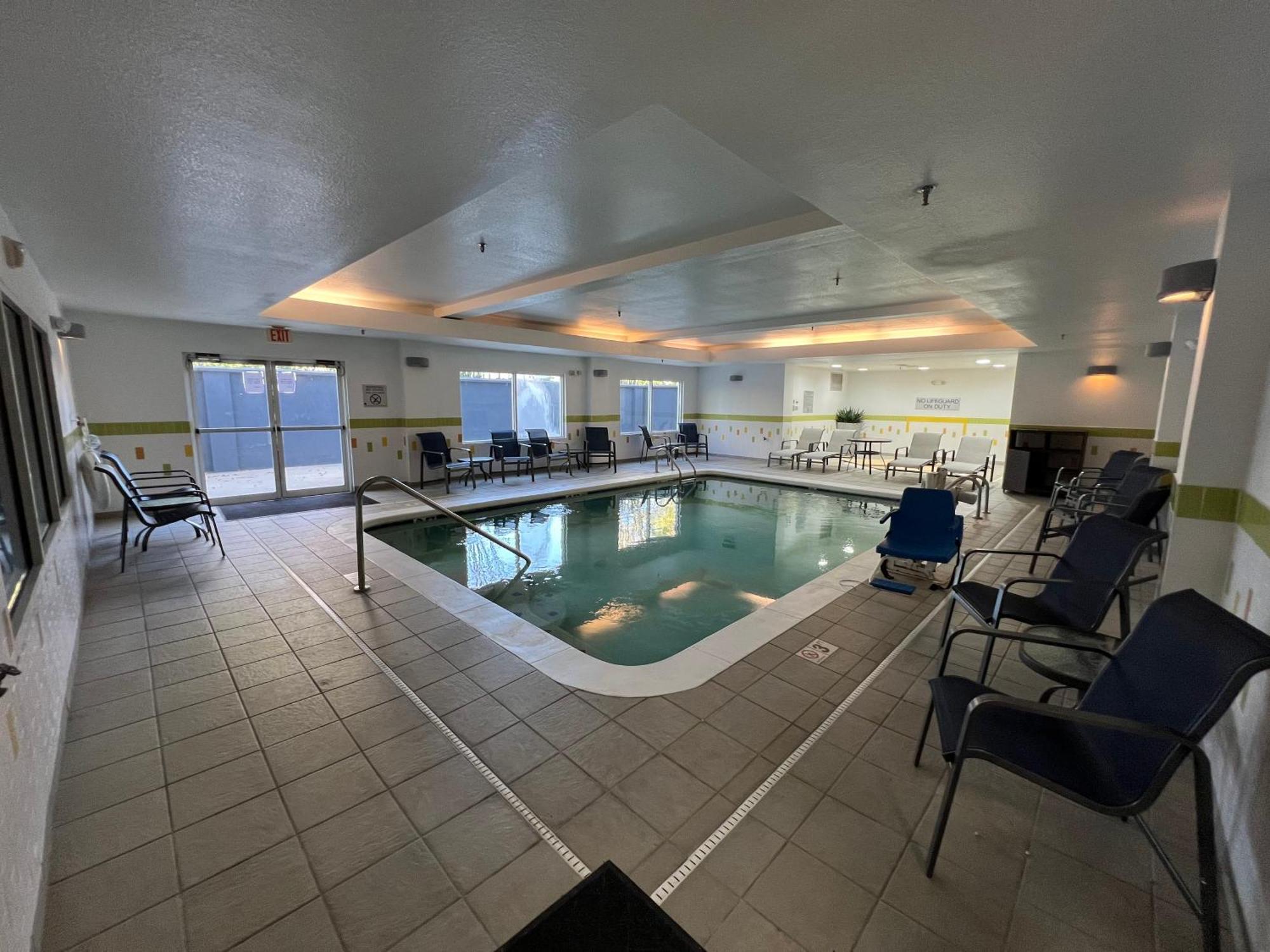 Country Inn & Suites By Radisson, Lsu - Medical Corridor Baton Rouge Buitenkant foto